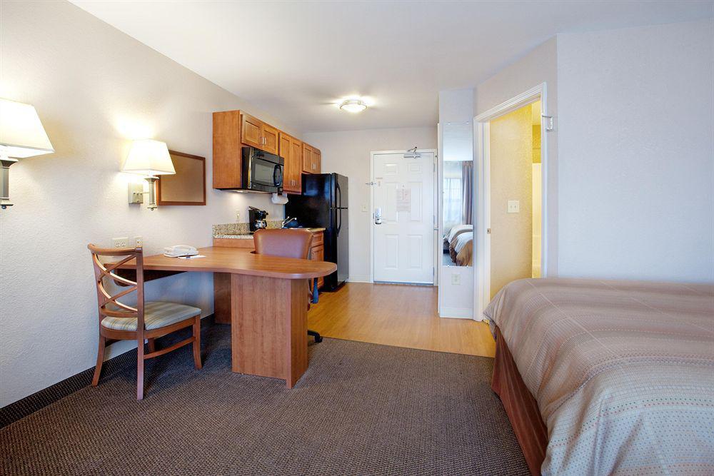 Candlewood Suites Sumter By Ihg Pokoj fotografie